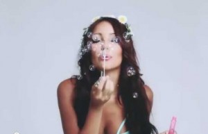 Melanie Iglesias Strips - Urbasm