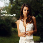 Women We Love – Emily Ratajkowski