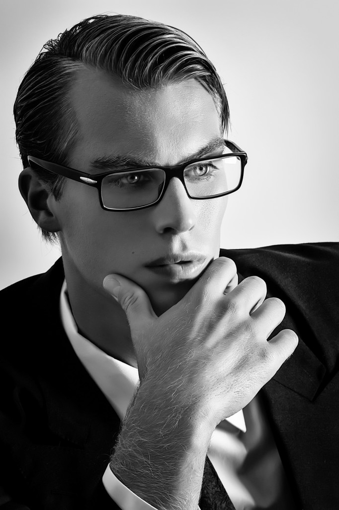 3 Emerging Fashion Trends in Men’s Eyewear Urbasm