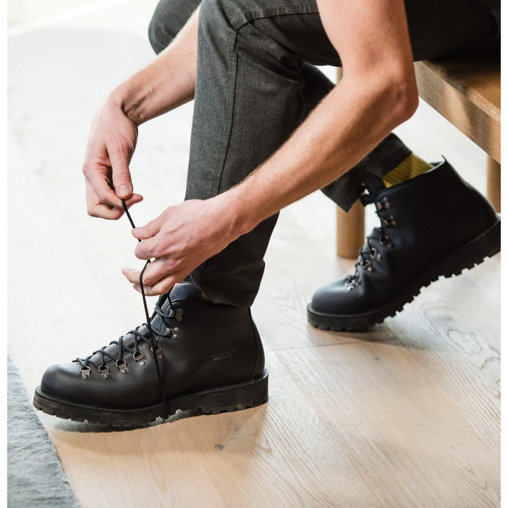 Danner Men's Mountain Light II Boot - Urbasm